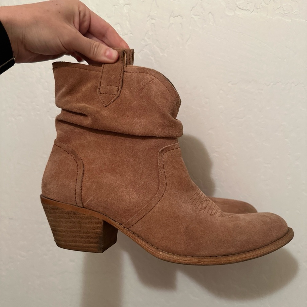 Women’s Suede Ankle Boot in Brown